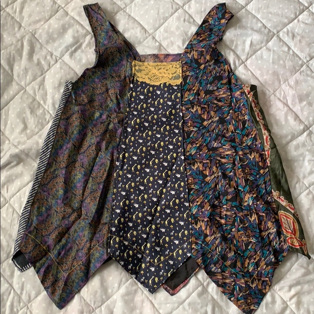👔Necktie Tank! 👔 - Picture 3 of 16